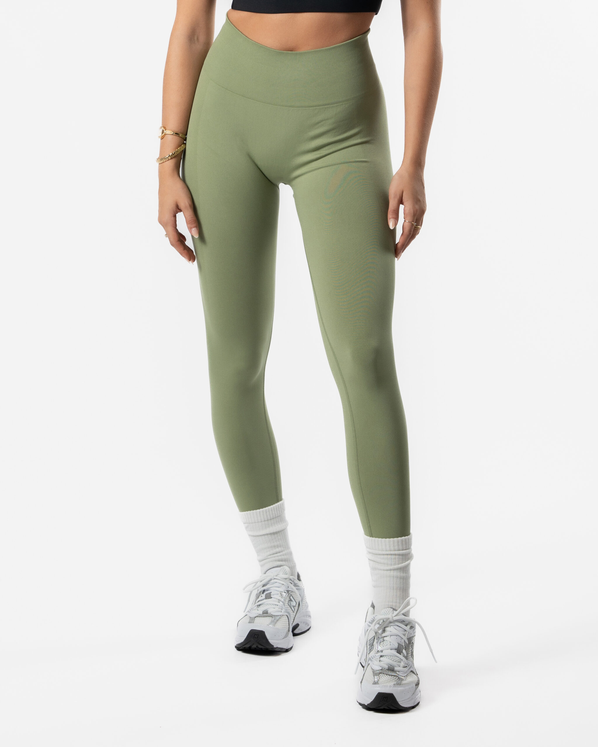 Reform Seamless Legging – Pistachio Sport Wears